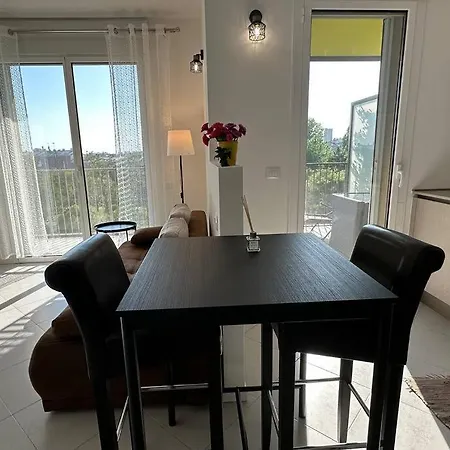 Apartment Elysion - Park View Mailand
